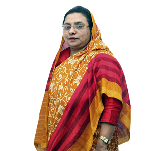 Dr Nazneen Akhtar
